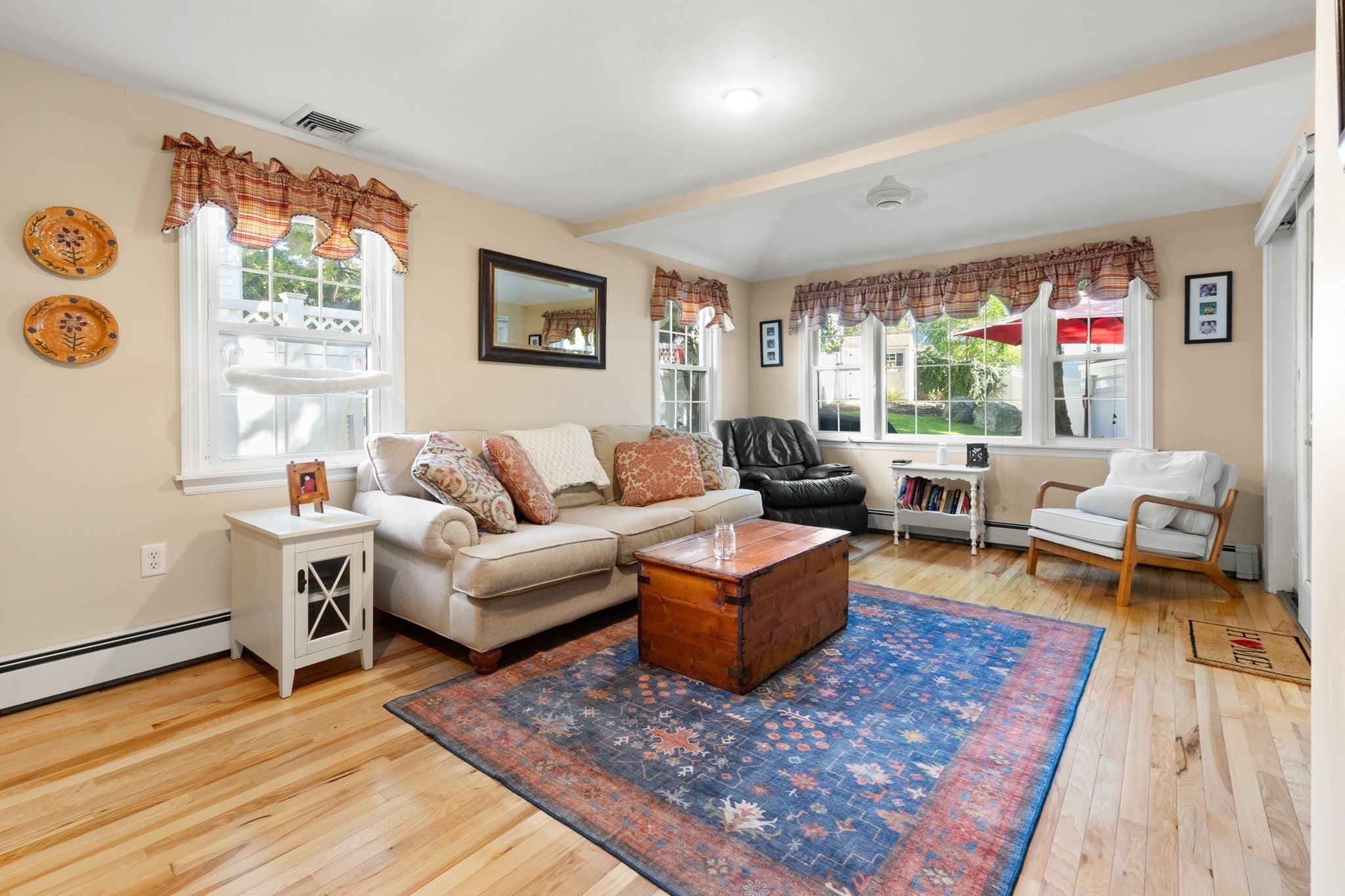 69 Hemlock St, Arlington, MA Photo #11
