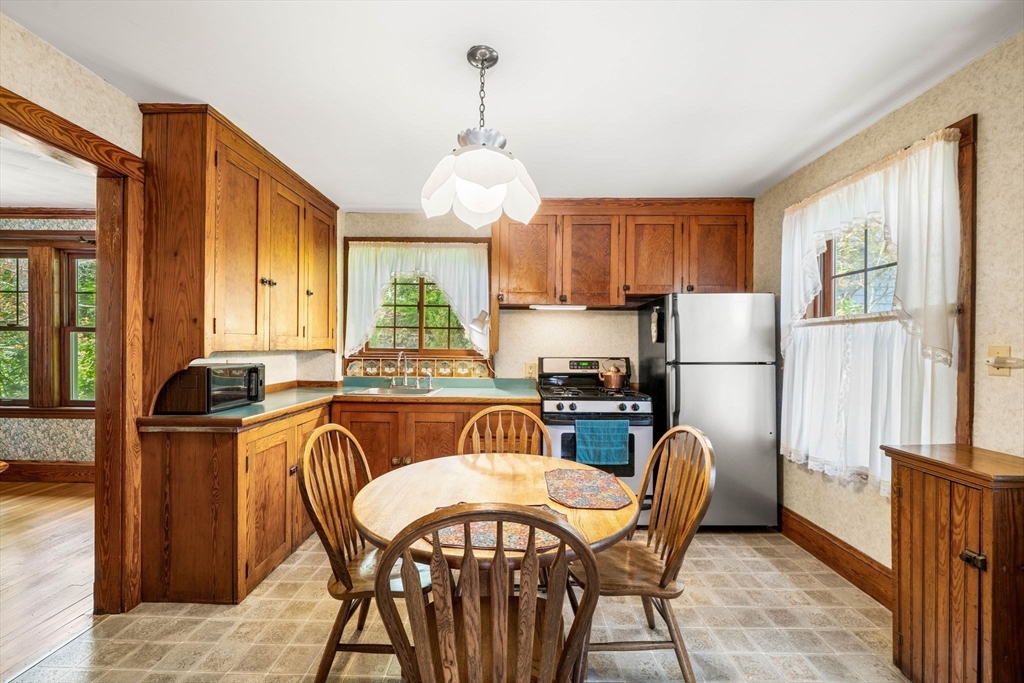 76 Elm St, Medford, MA, 76 Elm St, Medford, MA Photo #9