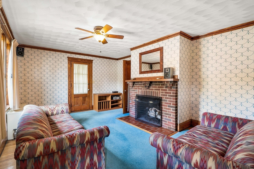 76 Elm St, Medford, MA, 76 Elm St, Medford, MA Photo #3