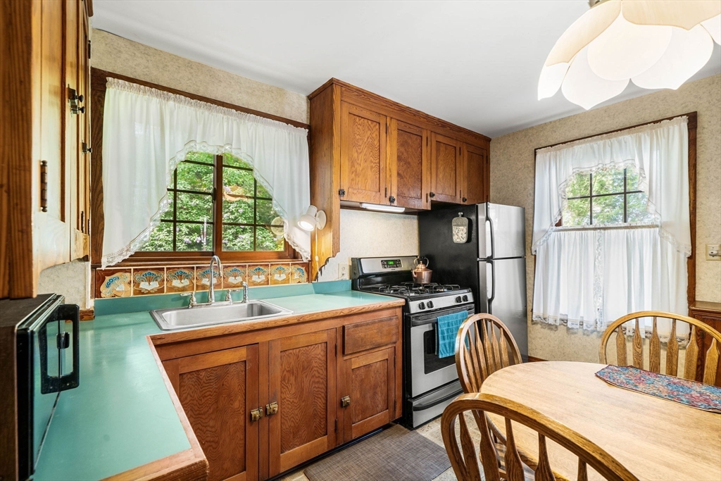 76 Elm St, Medford, MA, 76 Elm St, Medford, MA Photo #7