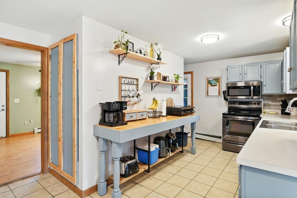 4 Dunhamtown Rd