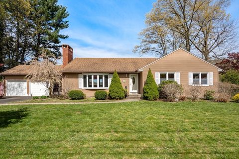 Photo of 29 Llewellyn Drive, Westfield, MA 01085 (MLS # 73503719)