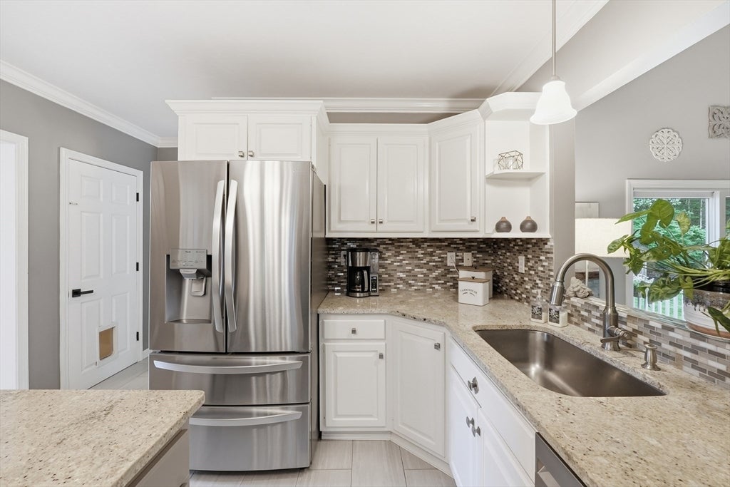 21 Wildflower Dr, Sutton, MA, 21 Wildflower Dr, Sutton, MA Photo #14