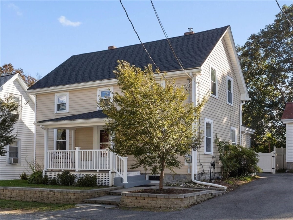 9 John St
