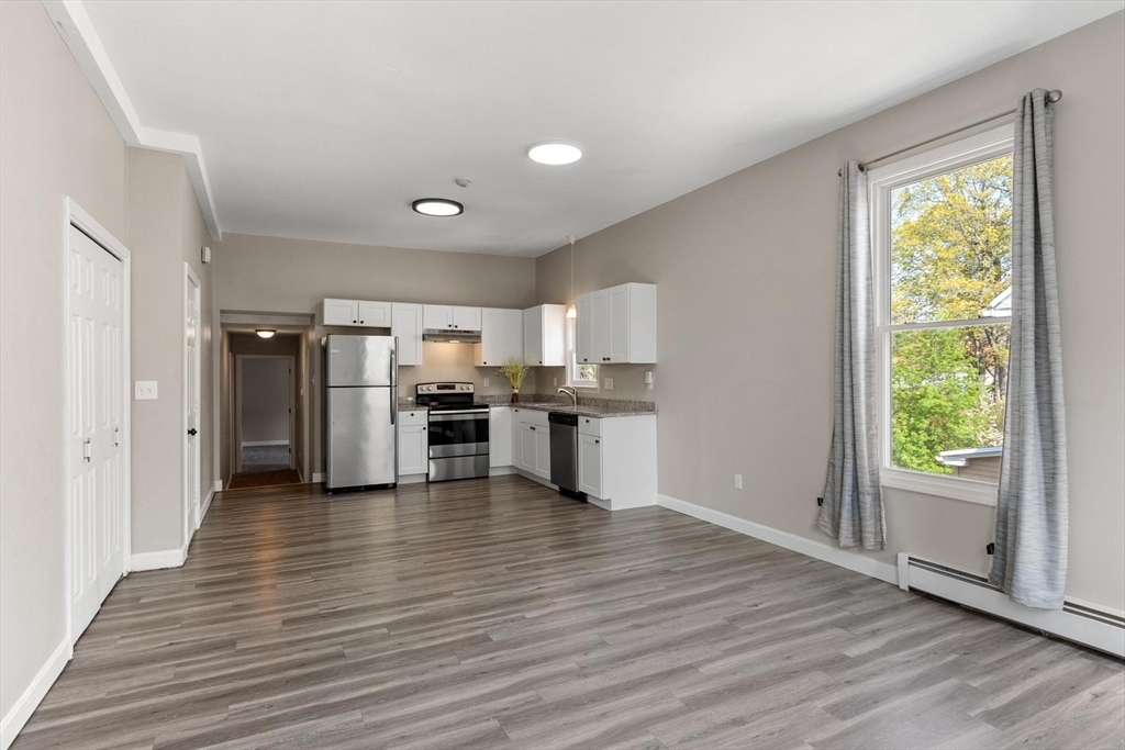 35 Cedar St 6