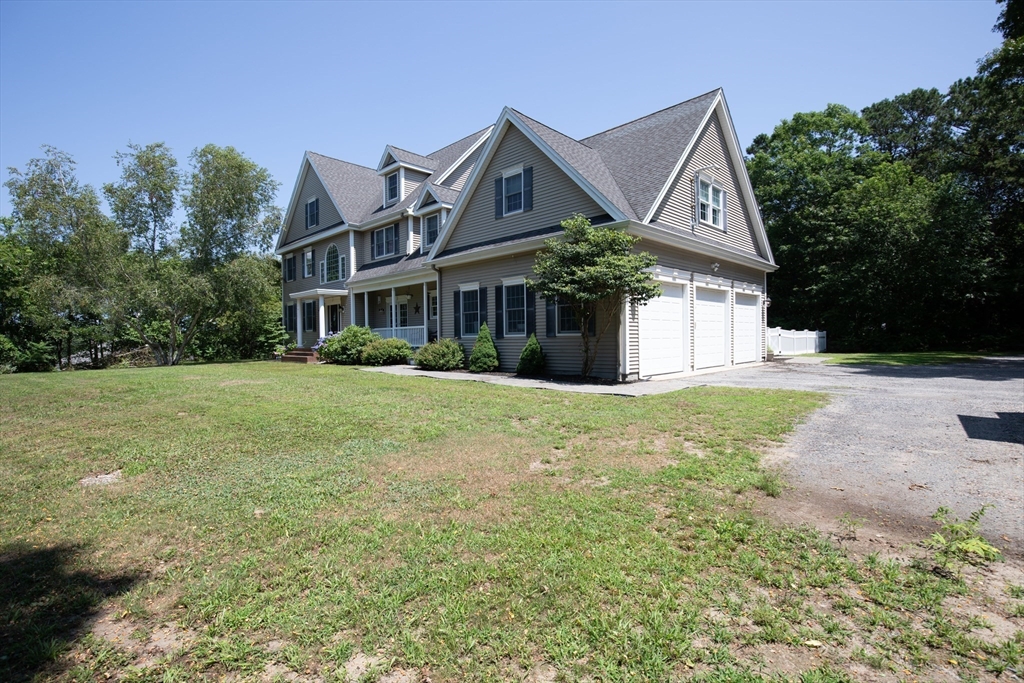 6 Louis Ave