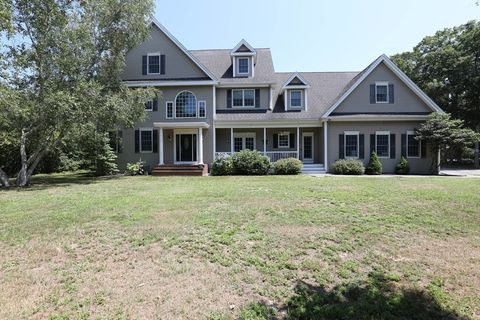 6 Louis Ave Bourne MA 02561