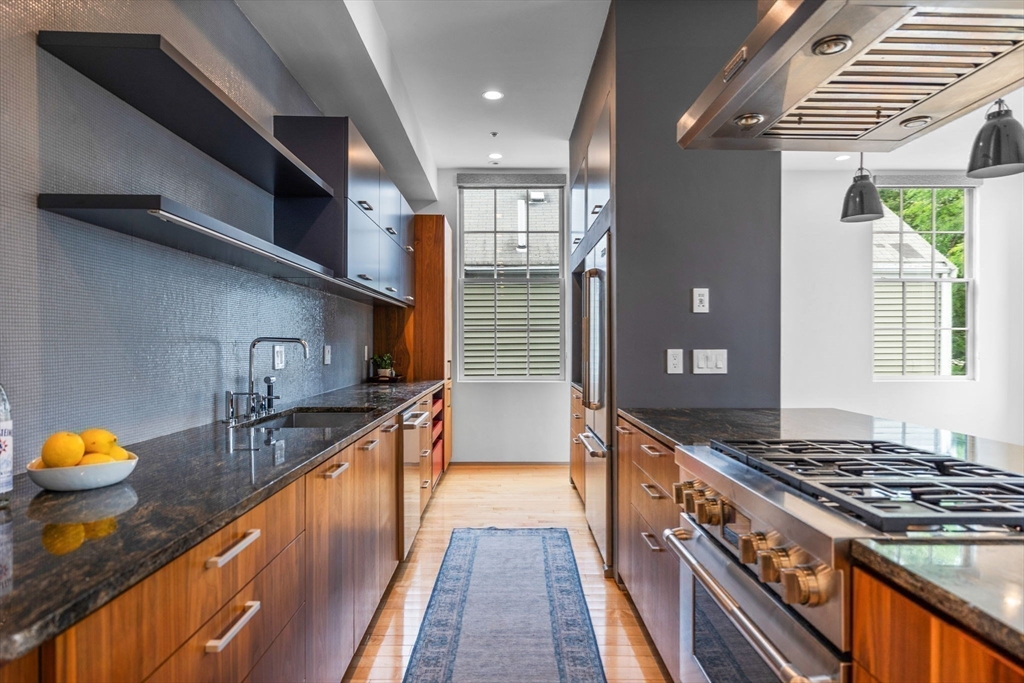 618 East 2nd St 2