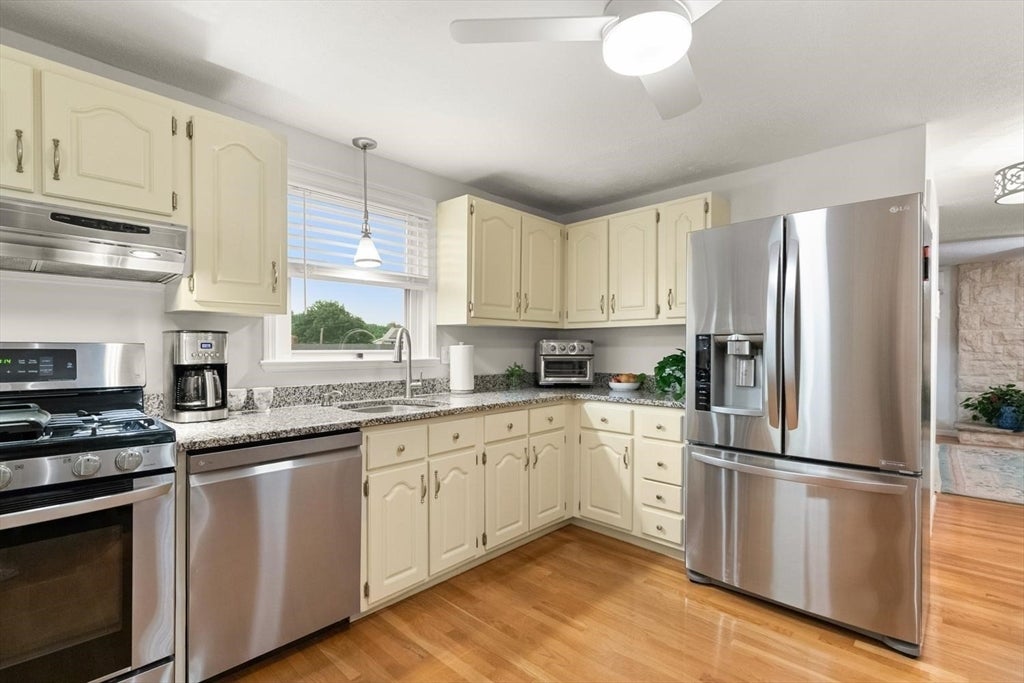 44 Sable Rd, Salem, MA, 44 Sable Rd, Salem, MA Photo #11