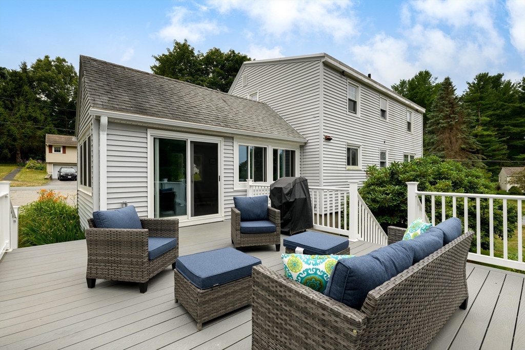 70 Sherwood Hill Dr, Holden, MA Photo #26