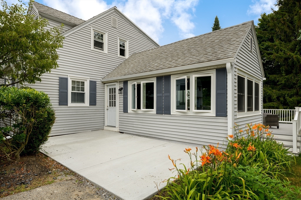 70 Sherwood Hill Dr, Holden, MA Photo #28