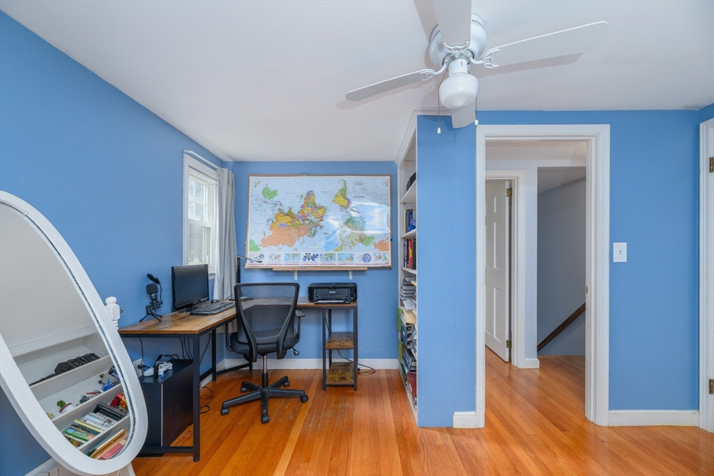 70 Sherwood Hill Dr, Holden, MA Photo #21