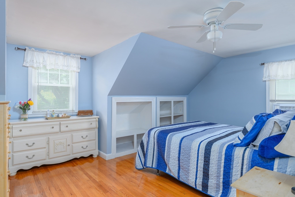70 Sherwood Hill Dr, Holden, MA Photo #17