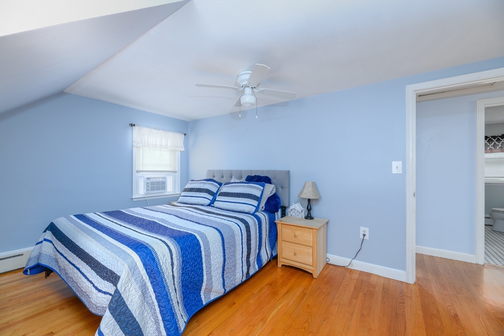 70 Sherwood Hill Dr, Holden, MA Photo #16