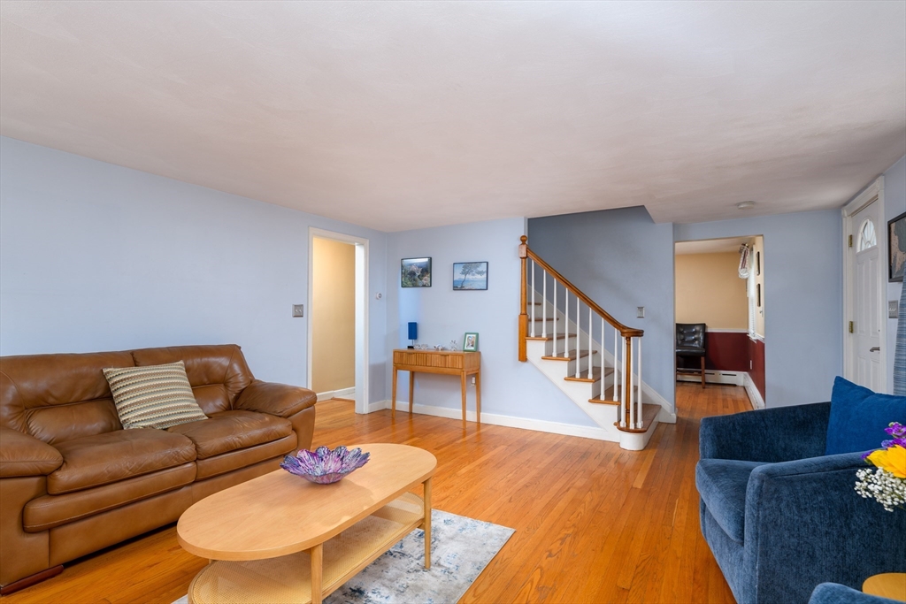 70 Sherwood Hill Dr, Holden, MA Photo #9