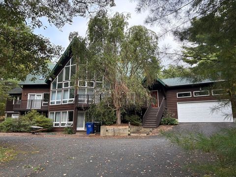 21 Plaza Ave Belchertown MA 01007