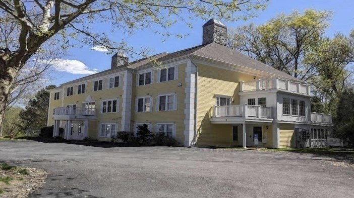 1 Riverview Blvd 4-203