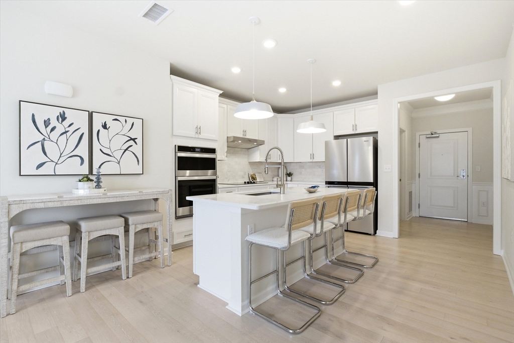 300 Martins Landing 9505