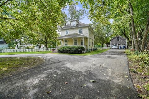 72 School Street Seekonk MA 02771