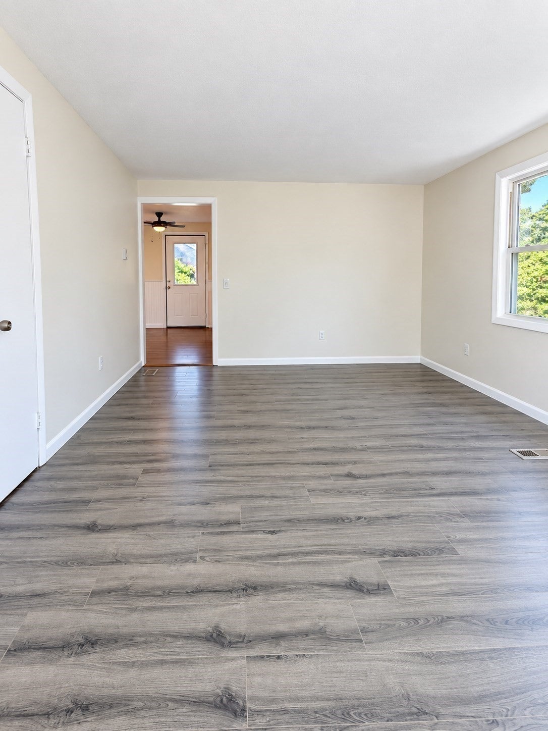 32 Campbell Dr, Easthampton, MA, 32 Campbell Dr, Easthampton, MA Photo #20