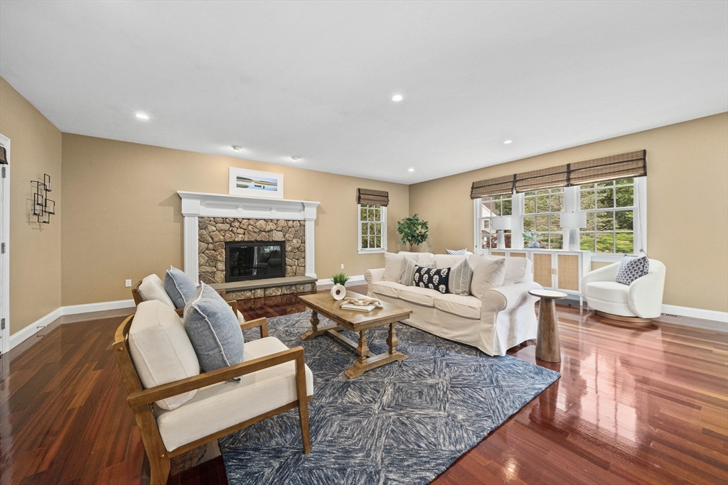 6 Northey Farm Rd