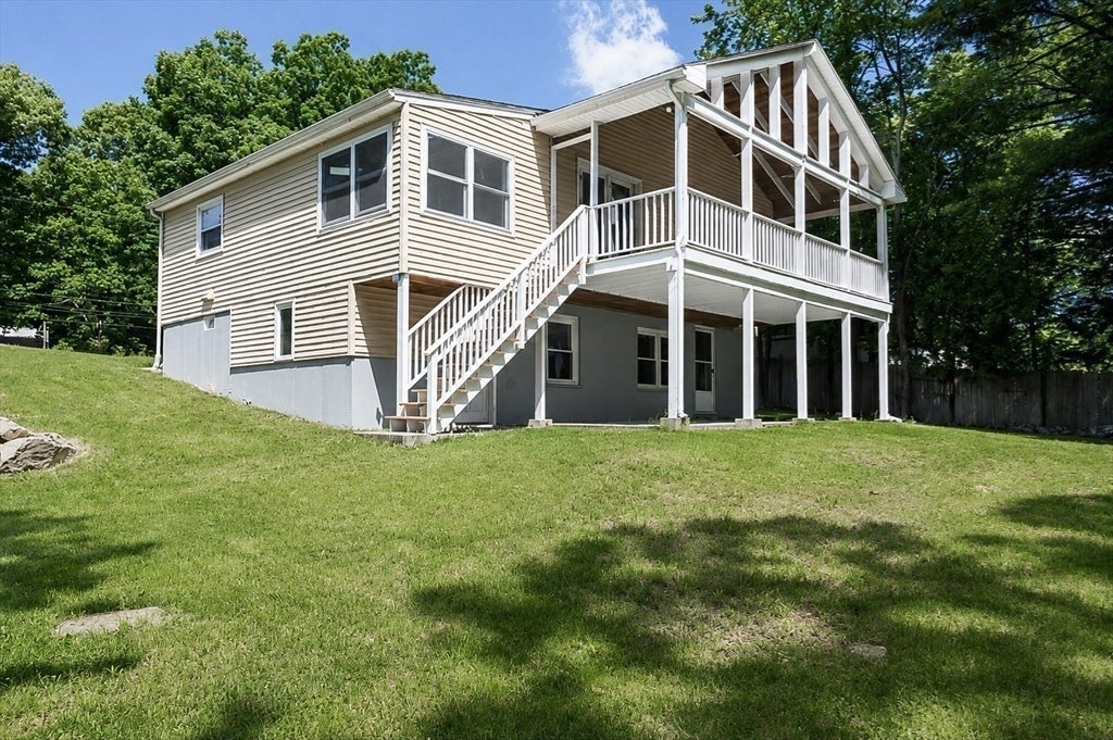 82 Cottage St