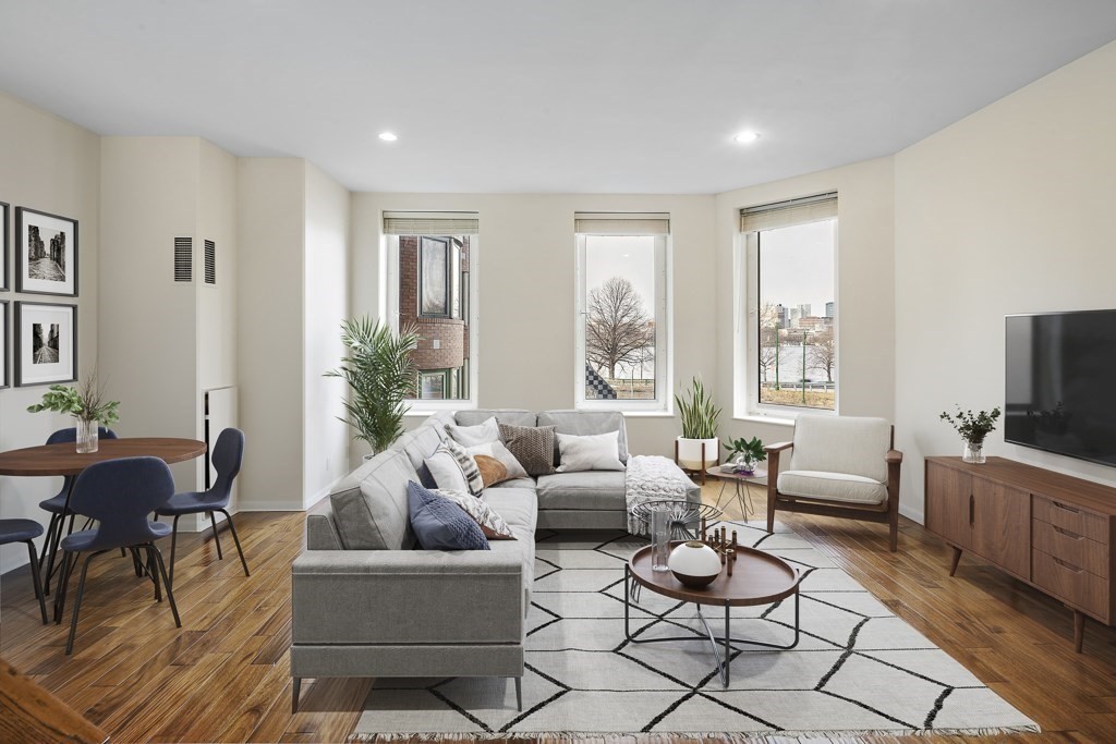 492 Beacon St 32