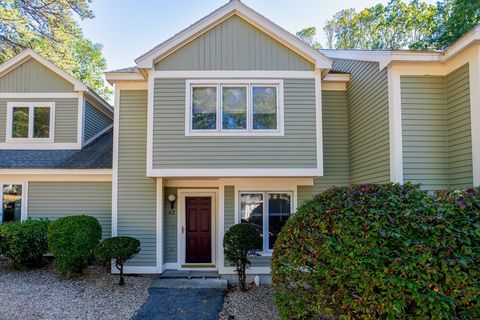 Photo of 535 South St #4-2A, Fitchburg, MA 01420 (MLS # 73442998)