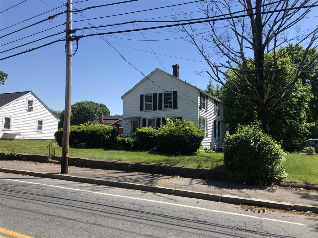 87 Thatcher St