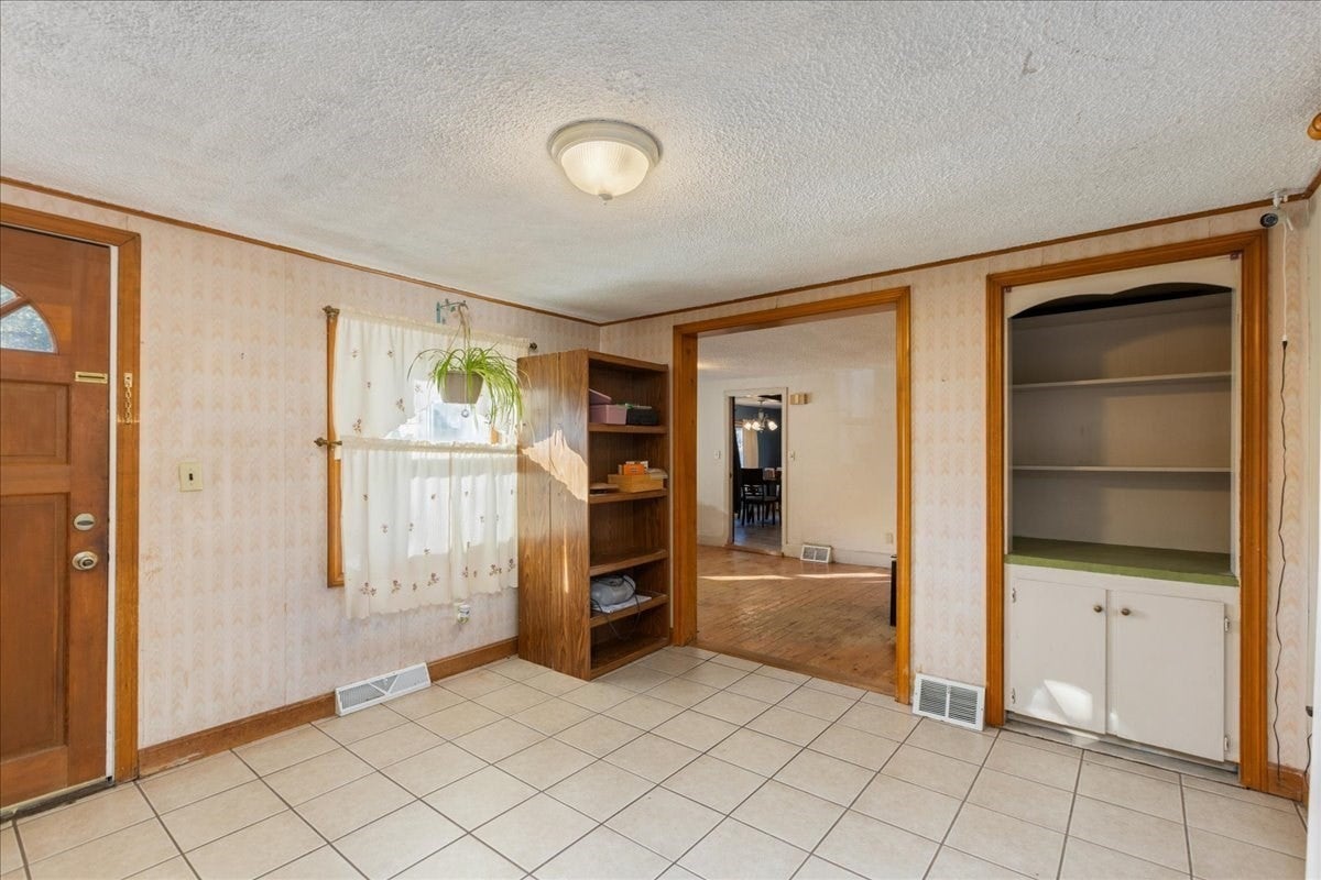 11 Lackey St, Haverhill, MA, 11 Lackey St, Haverhill, MA Photo #25