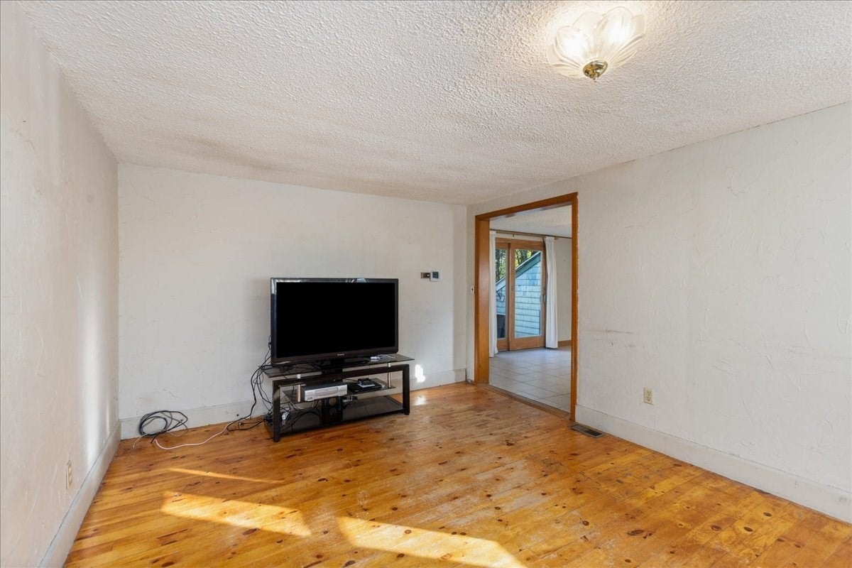 11 Lackey St, Haverhill, MA, 11 Lackey St, Haverhill, MA Photo #15