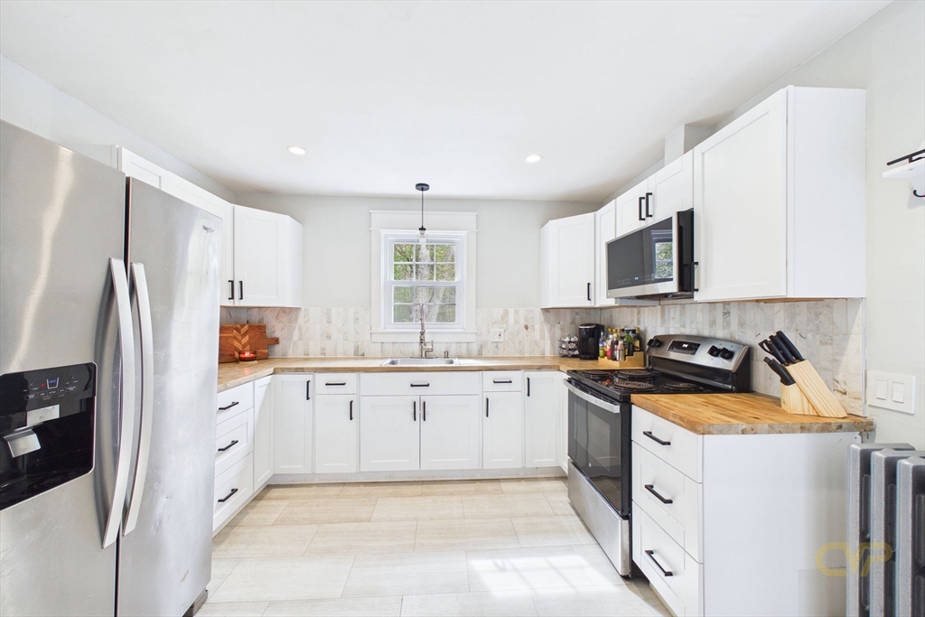 311 Newman Ave, Seekonk, MA Photo #12