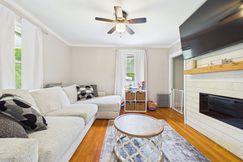 311 Newman Ave, Seekonk, MA Photo #3