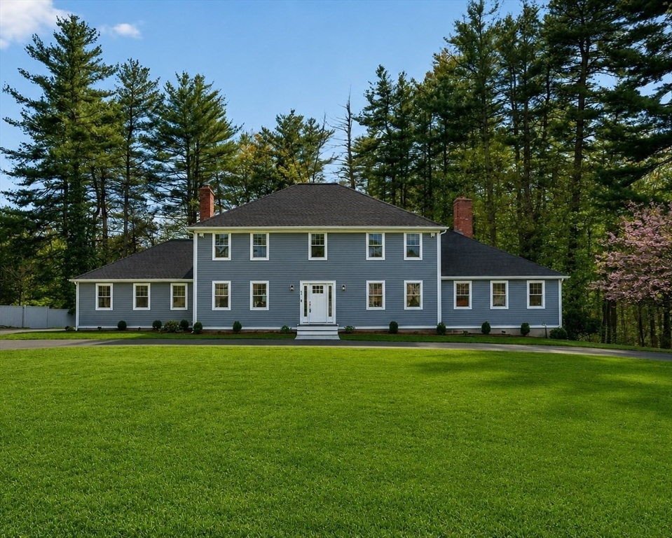 Photo of 65 Fox Run Rd, Sudbury, MA