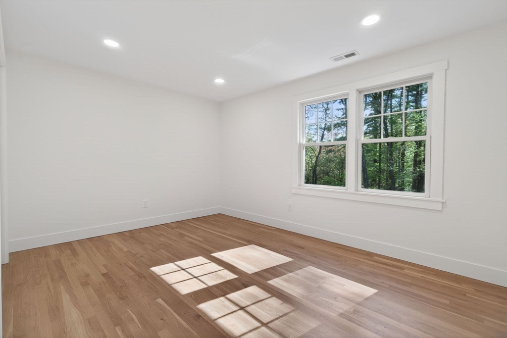 65 Fox Run Rd, Sudbury, MA Photo #17