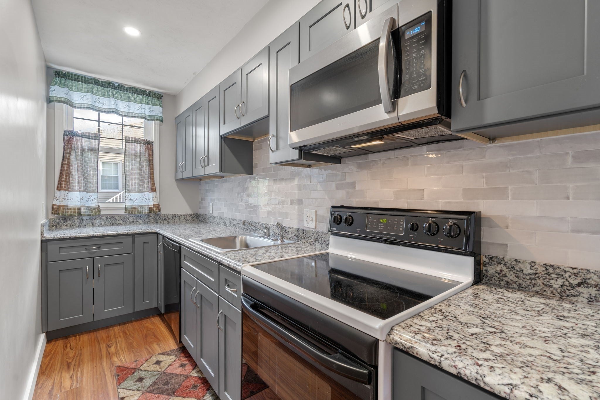 134 Commonwealth Ave, Worcester, MA, 134 Commonwealth Ave, Worcester, MA Photo #3