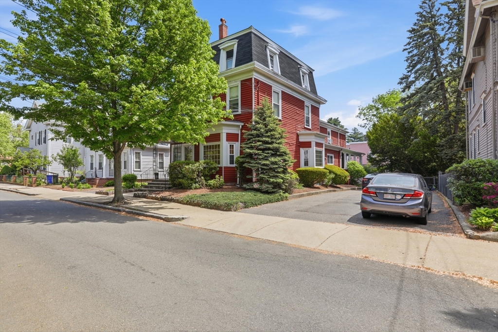 29-31 Sprague St
