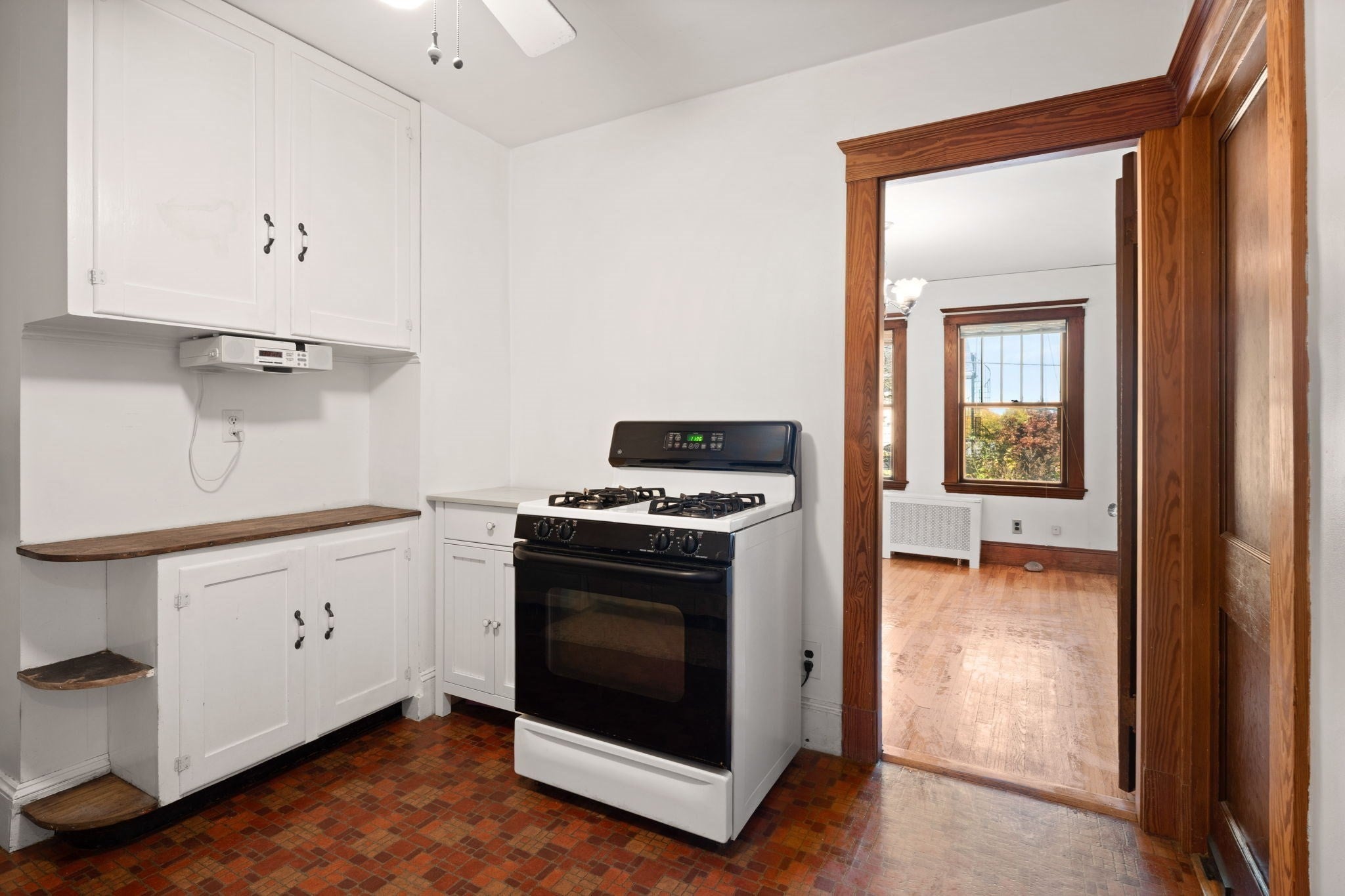 32 Whitney Ave, Beverly, MA, 32 Whitney Ave, Beverly, MA Photo #12