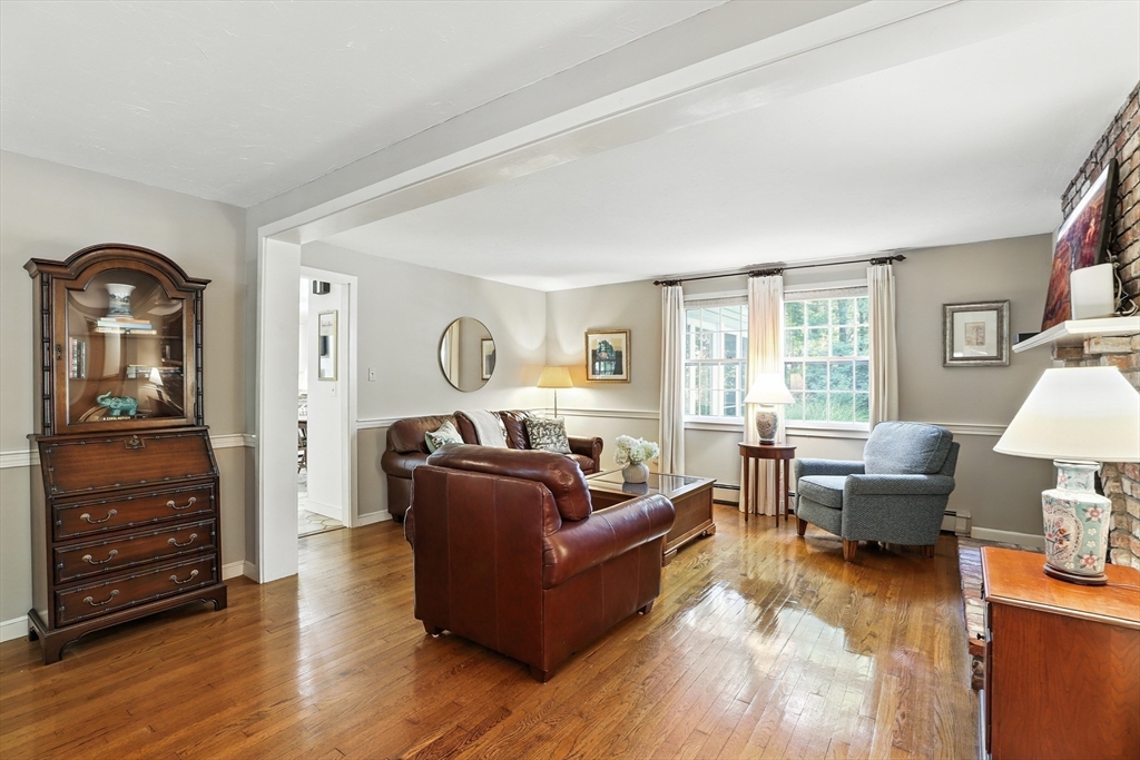 7 Carl Rd