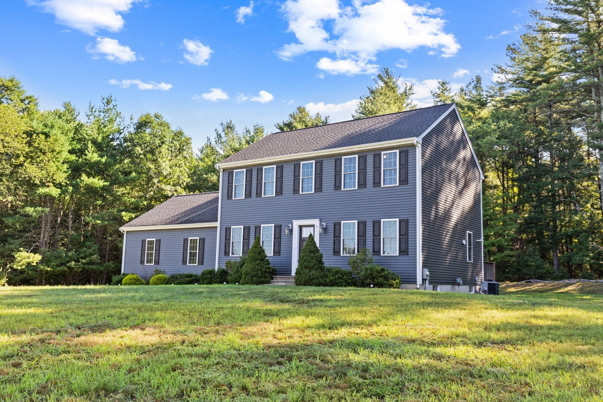9 Shamrock Ln