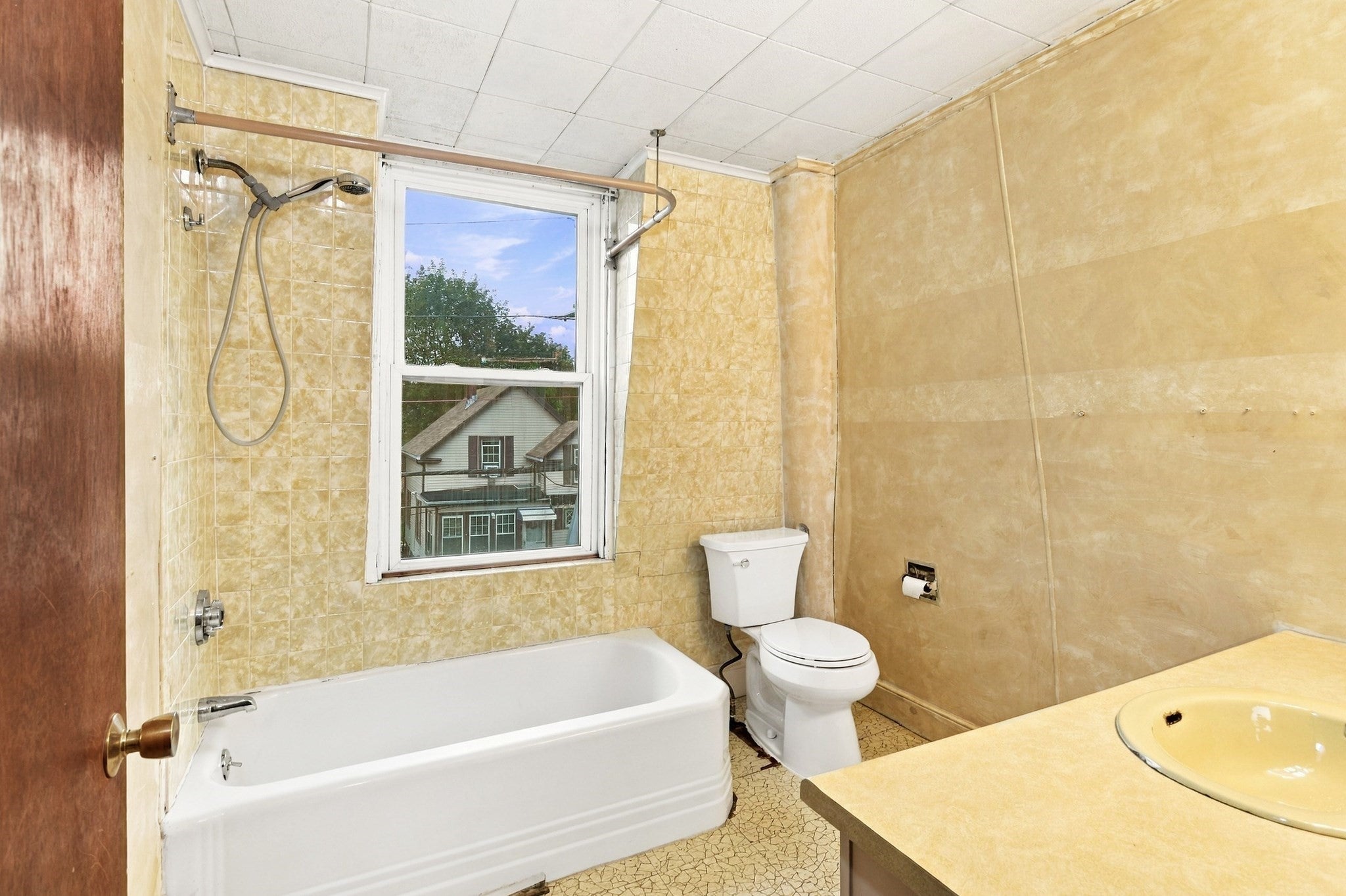 85 Pine St, Swampscott, MA Photo #21