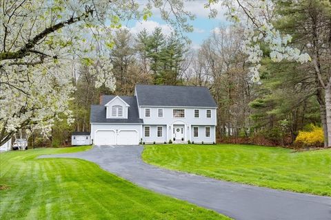 Photo of 16 Shipley Cir, Westford, MA 01886 (MLS # 73516492)
