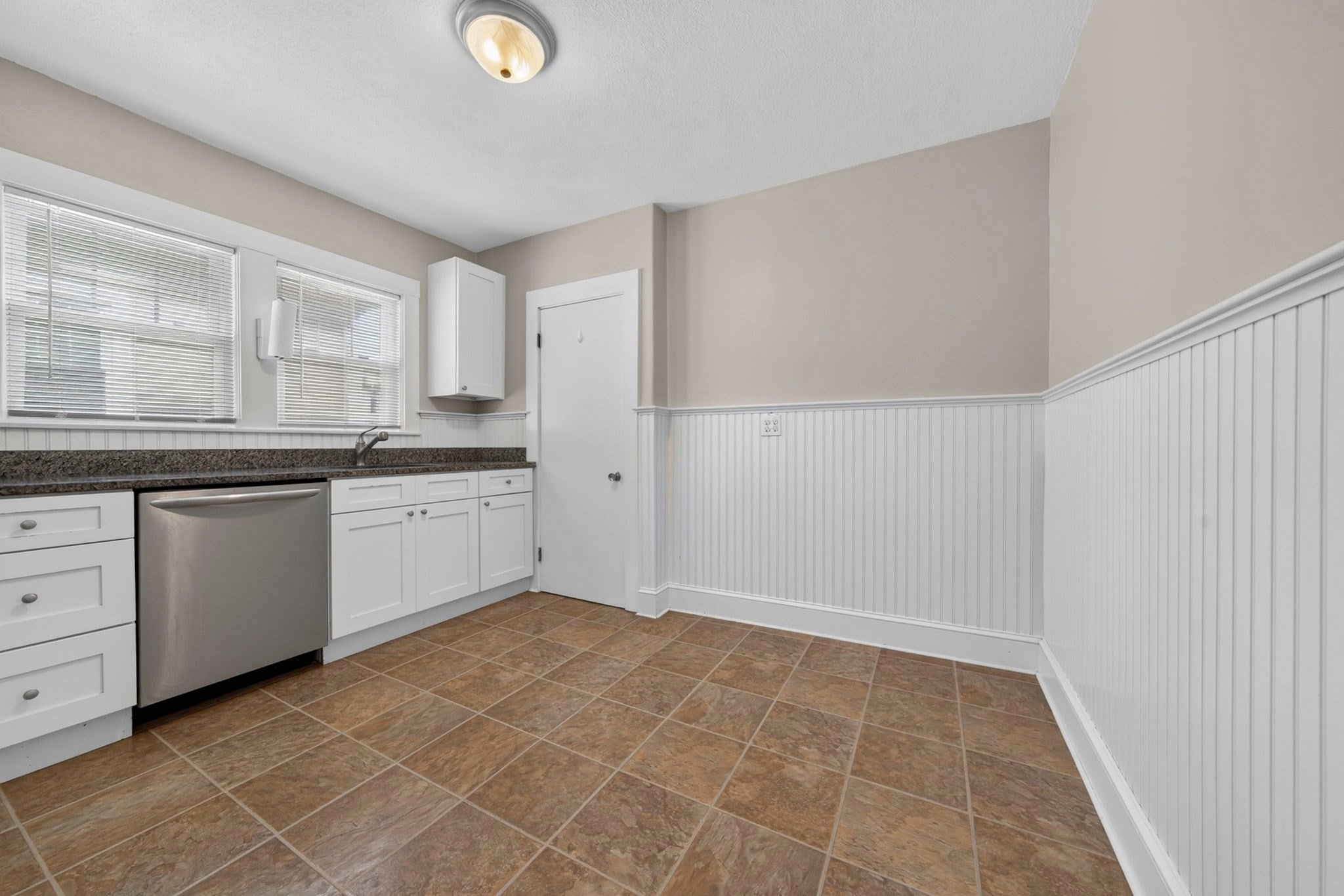 156 West Adams St #2, Somerville, MA Photo #2