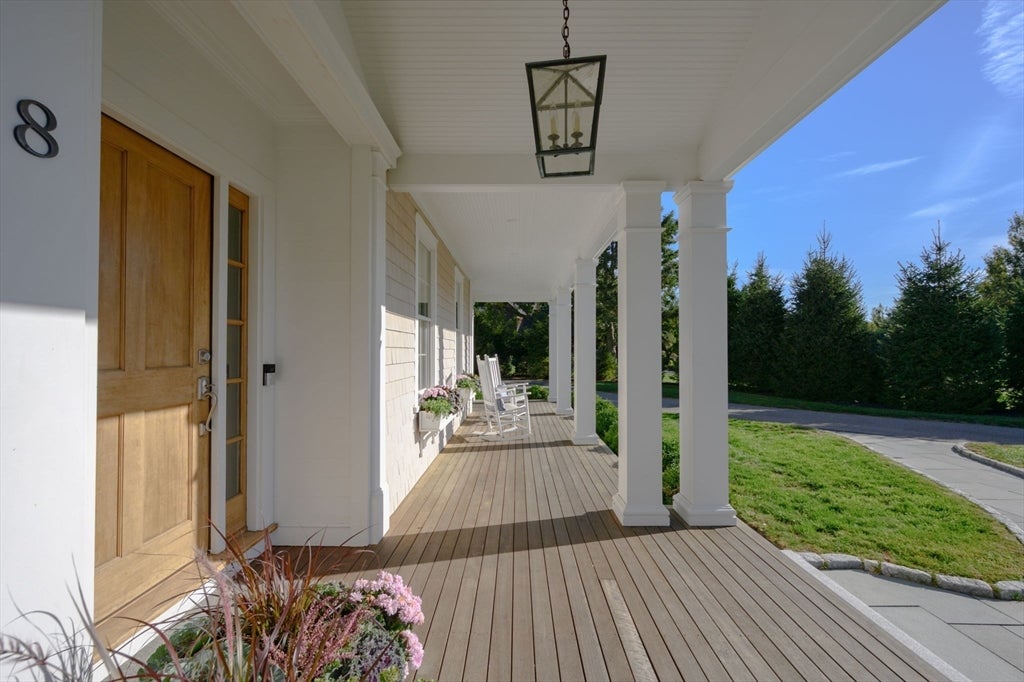 8 Maryknoll Drive
