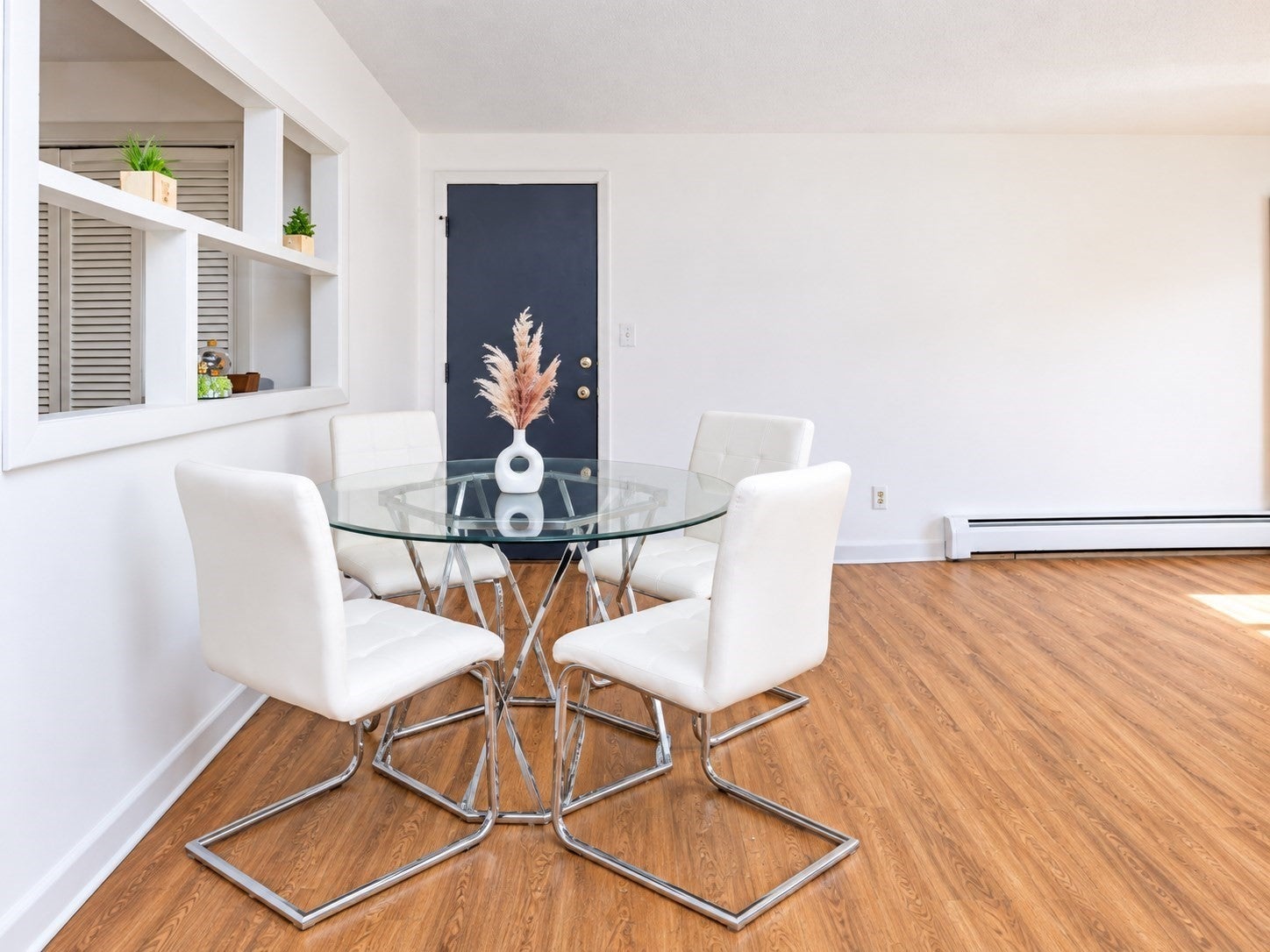 24 Inman St 26