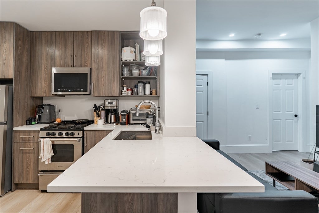 54 Burbank St #1, Boston, MA, 54 Burbank St #1, Boston, MA Photo #2