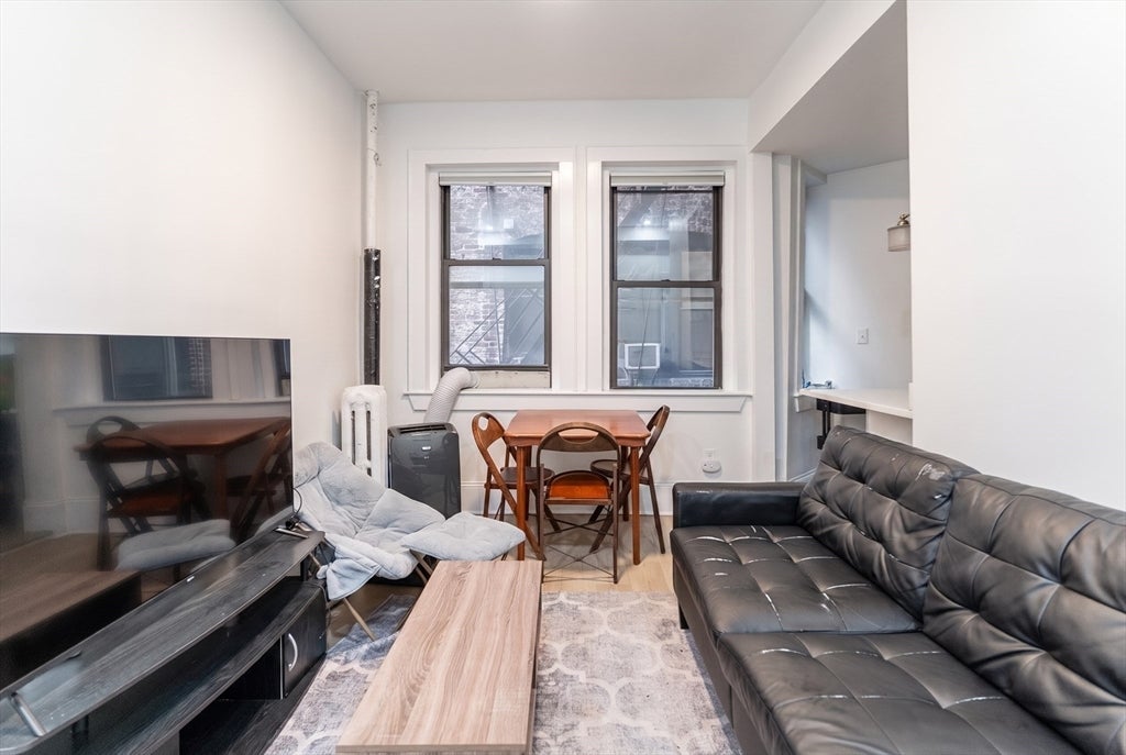 54 Burbank St #1, Boston, MA, 54 Burbank St #1, Boston, MA Photo #4