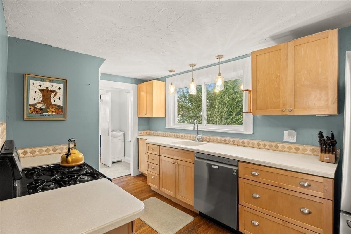 24 School Street, Walpole, MA, 24 School Street, Walpole, MA Photo #14