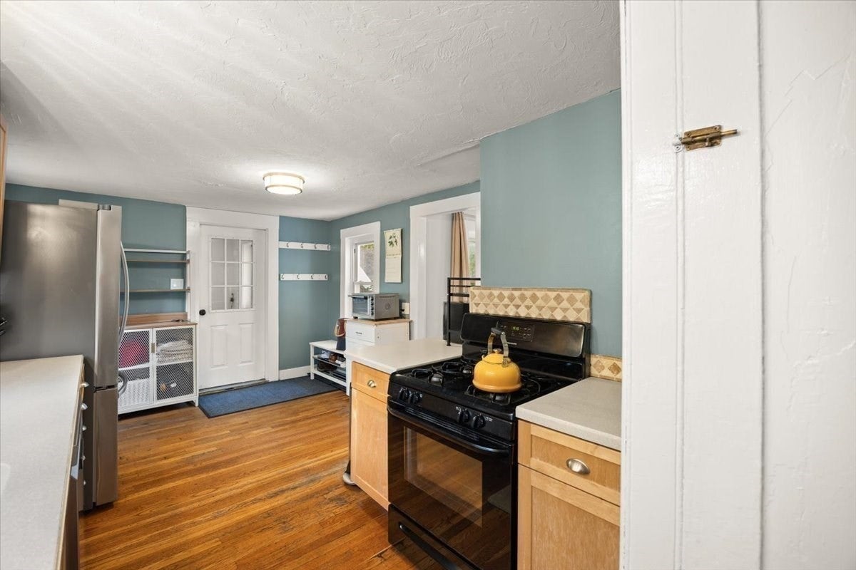 24 School Street, Walpole, MA, 24 School Street, Walpole, MA Photo #12