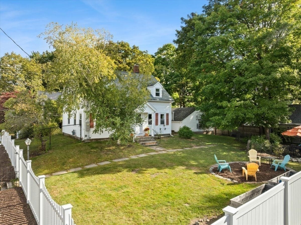24 School Street, Walpole, MA, 24 School Street, Walpole, MA Photo #4